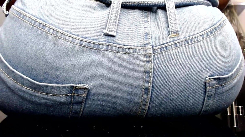 Maeling: College Teens Ruined with Giant Ass