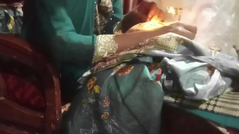 tarelgc: Tailring and Fucking Together-pakistani Couple Indoor Sex in Bedroom S1...