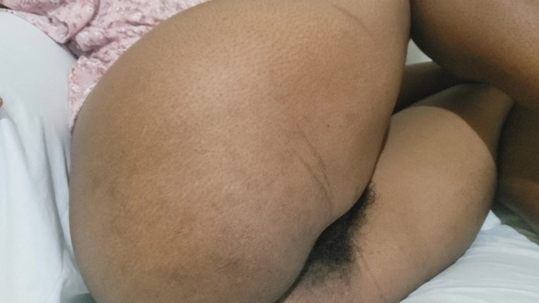 Lovemina: Cul De MILF Sexy Avec Un Corps Pulpeux - Confiance Mature,...