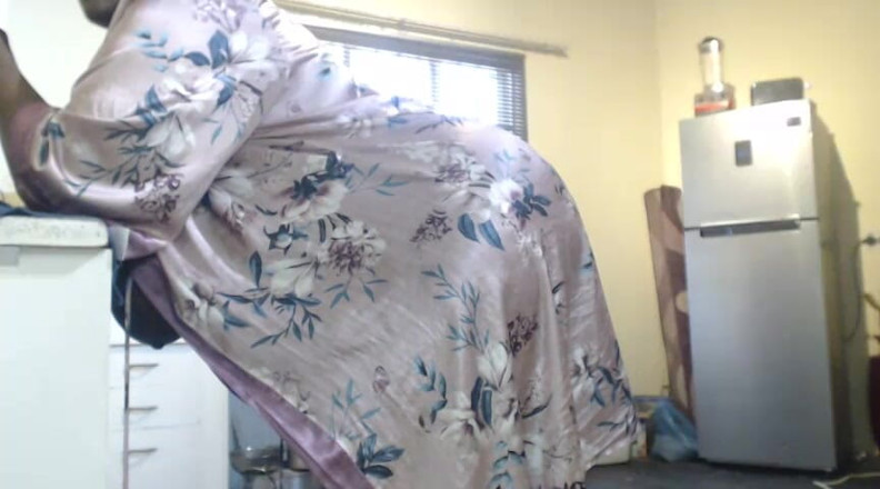 Legendary Booty Overdose: SSBBW anální masturbace a hlasité sténání