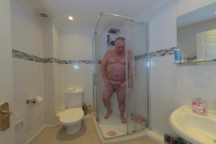 Solo Male VR180 Billy the Bear: Vr180 намилена в душі