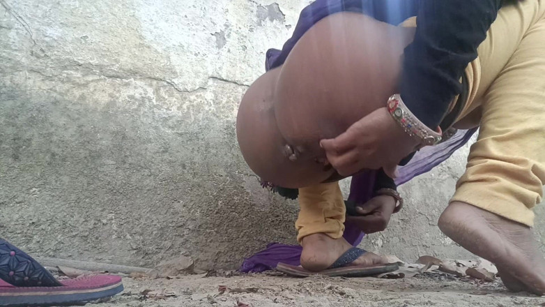 Reeiu: Video viral rekaman seks tante seksi india!