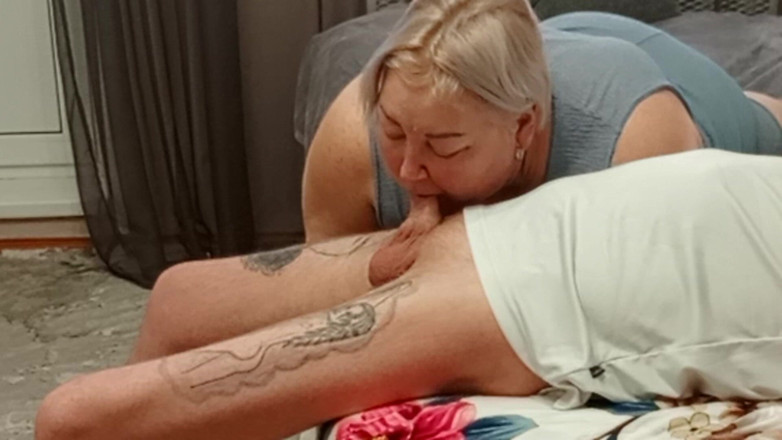 Zona901: Macocha daje lodzik, aby cieszyć się gorącą spermą