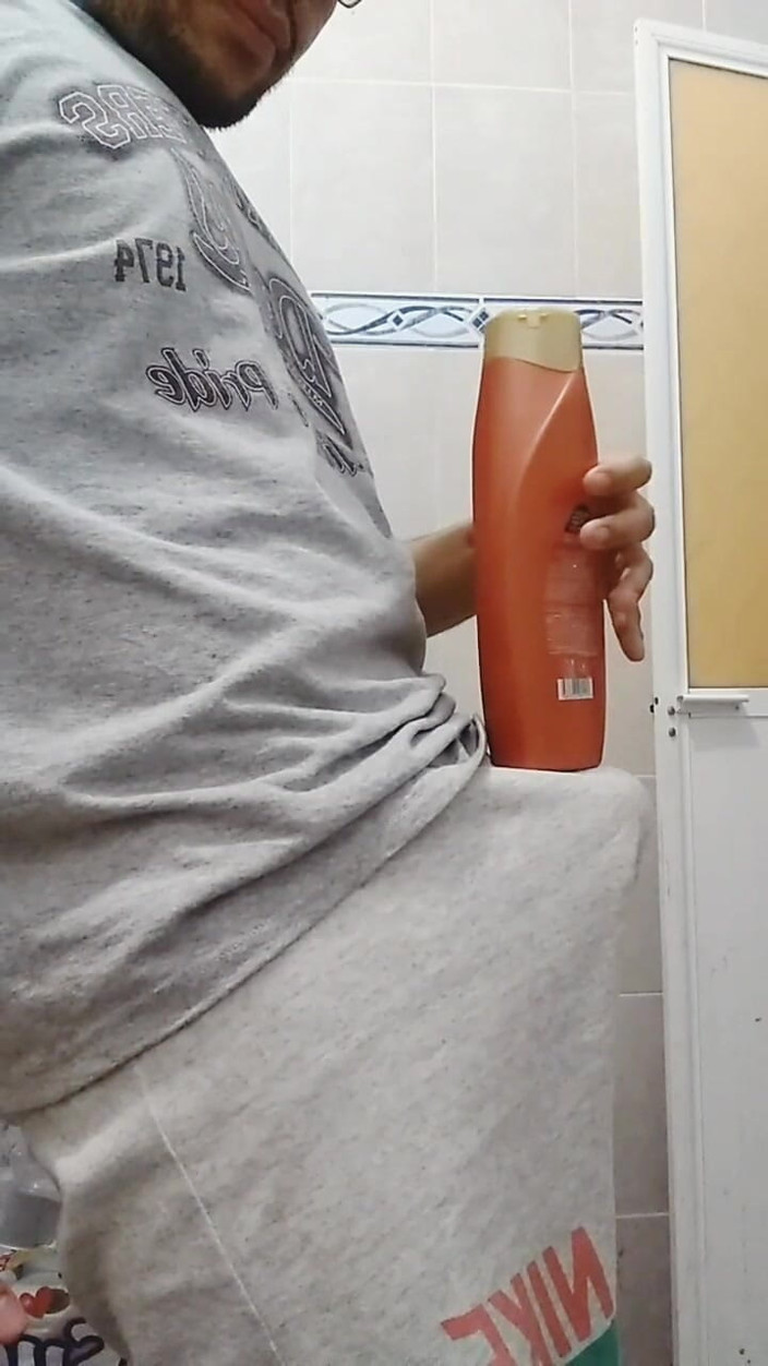Alex Sixel: Große beule in der dusche - zusammenstellung