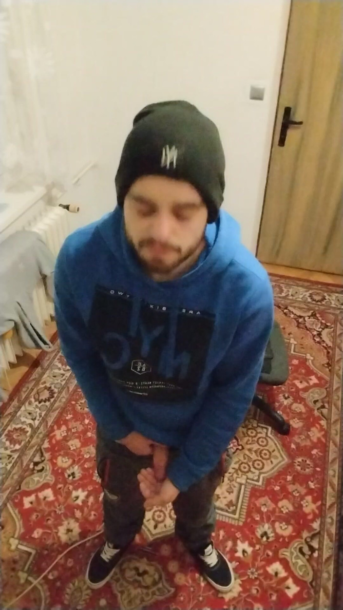jerkofflover: Я дрочу и кончаю в старой обуви фургона
