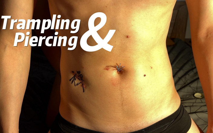 Navel fans: Vertrappen en piercing