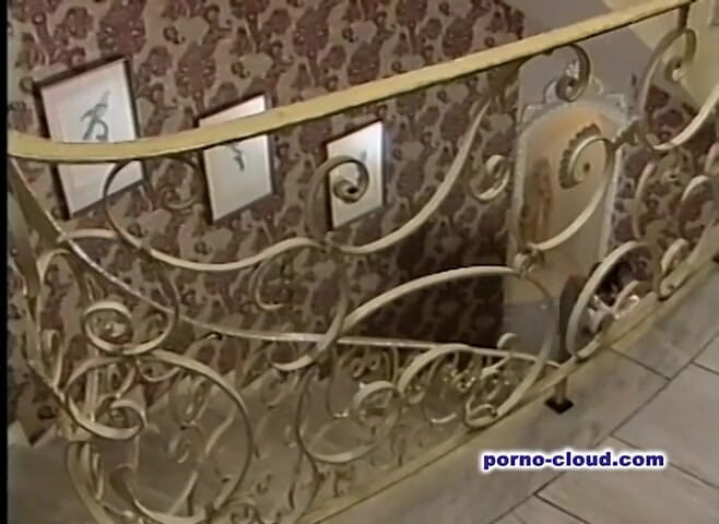 Porno Cloud: La signora e qui la cameriera