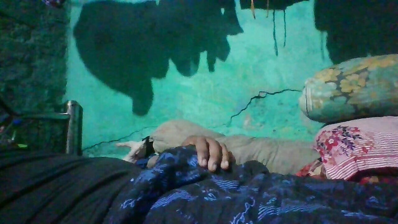 boneless nunu: Gran polla negra masturbándose quiere un coño