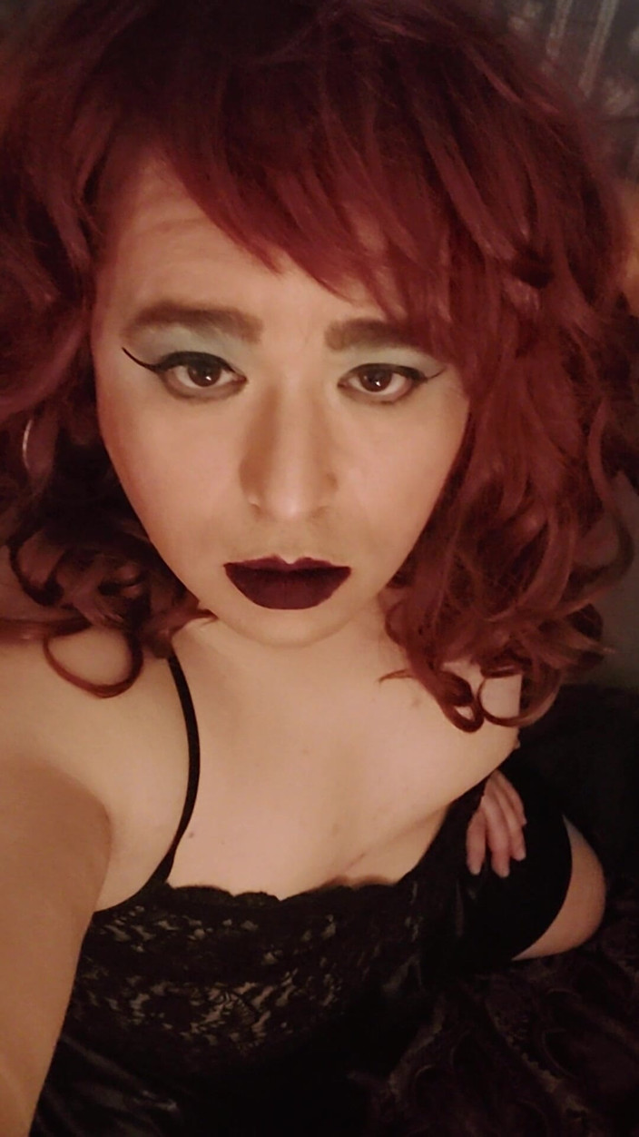 Tongue Lashor 69: Video tes wajahku