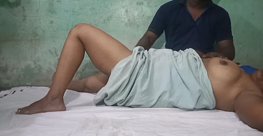 Priyanka314: India increíble tía en sexy casero
