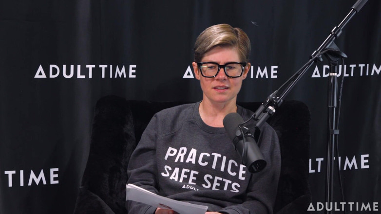 Adult Time Podcast: Lulu Chu &amp; Octavia Red Good Literotica, Gooning &amp; Escaping Camp conversie |...