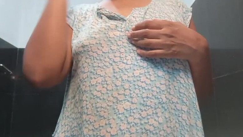 Anne White: Kobieta ze Sri Lanki uwodzi swojego partnera przez rozmowę wideo...