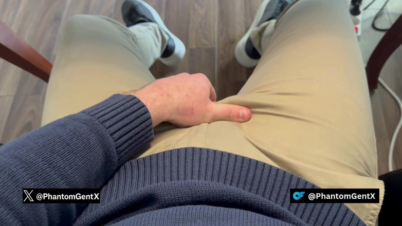 PhantomGentX: Un beau-père allemand musclé en costume après le travail - branlette...