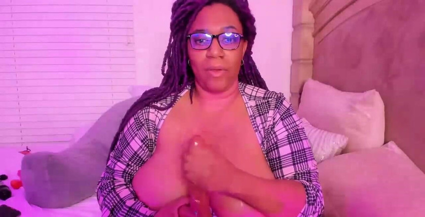 Josie4yourpleasure: Stream begon op 19-04-2021 03:20 Uur Uithangen