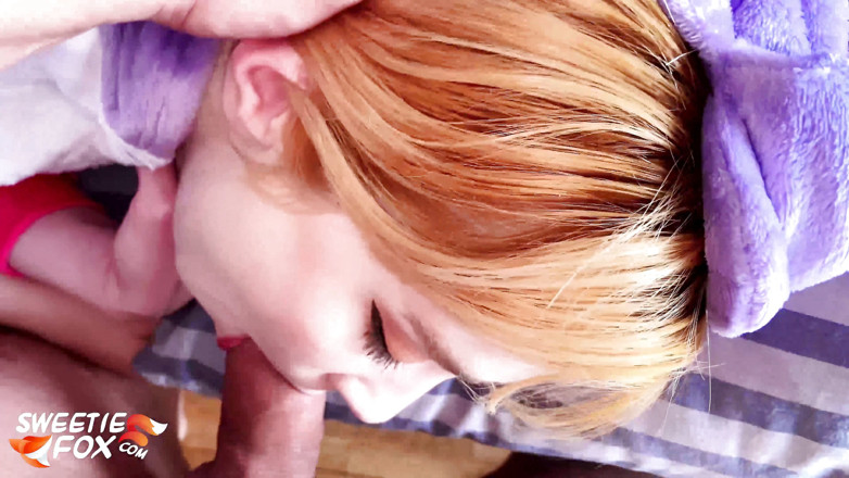 Sweetie Fox: Nastolatka w Kigurumi ssie i hardcorowy seks po przebudzeniu POV -...