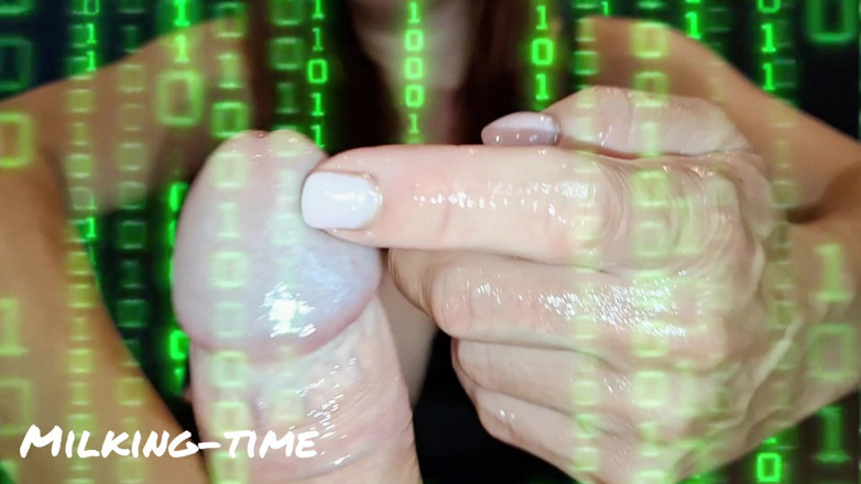 Milking-time: Neo își lustruiește butonul în Matrix
