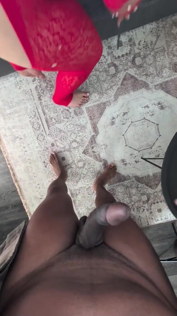 Trans and Co: Onun Büyük Poposunu Bu Sissy Orospuya Seviştiriyorum