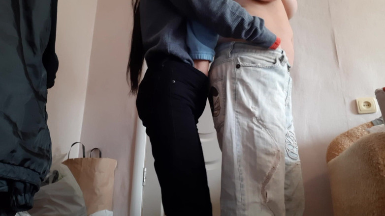 Lesbian-illusion: 내 여친과 나는 우리가 레즈인 모든 사람에게서 숨겨