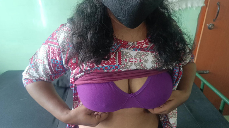 Pushpa studio: Une étudiante de Chennai se fait baiser