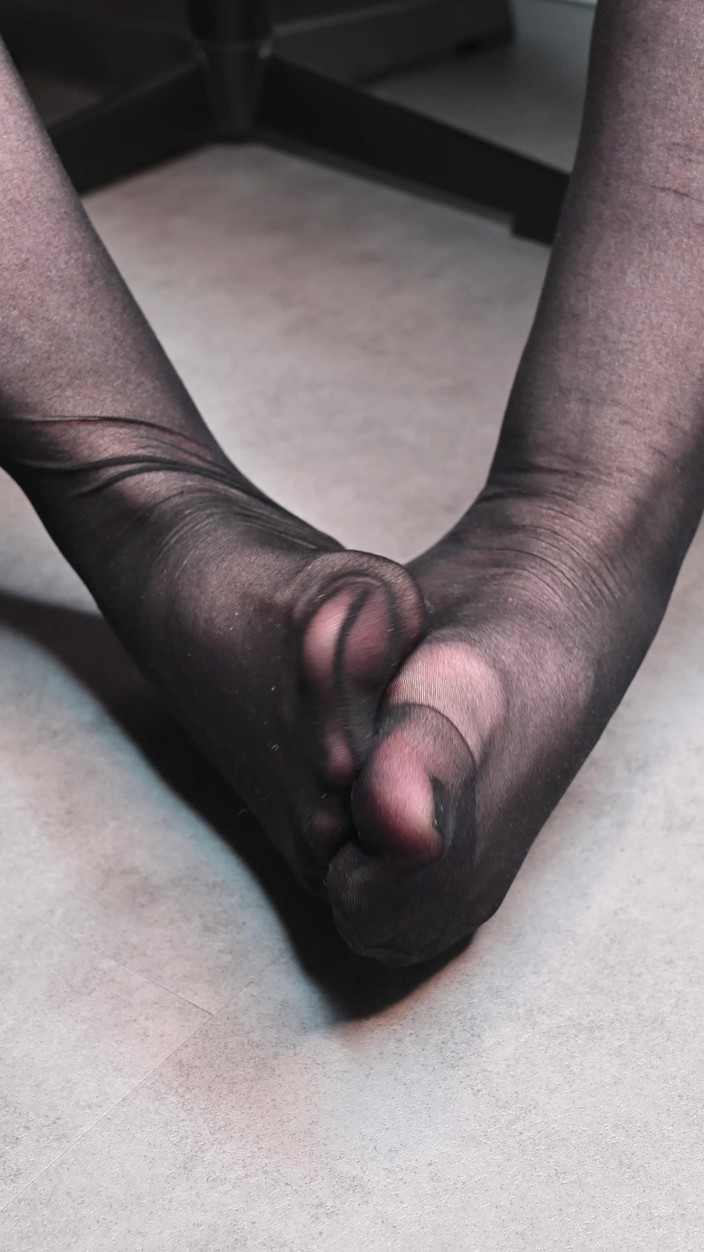 Sexyskyfeet: Asmr Pančuchy Tření Nohou Extrémně Relaxační a Zároveň Nadržené Nylonové Škádlení...