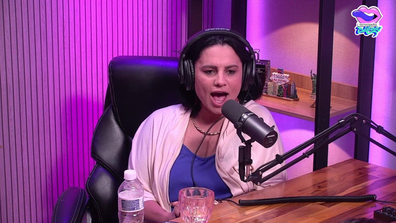California TV: Podcast máy bay bà già Latinh nóng bỏng - Marcia Imperator
