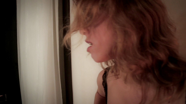 Hot Pornstars: Sexy schätzchen mit großartigem körper tanzt in ihren sexy dessous...