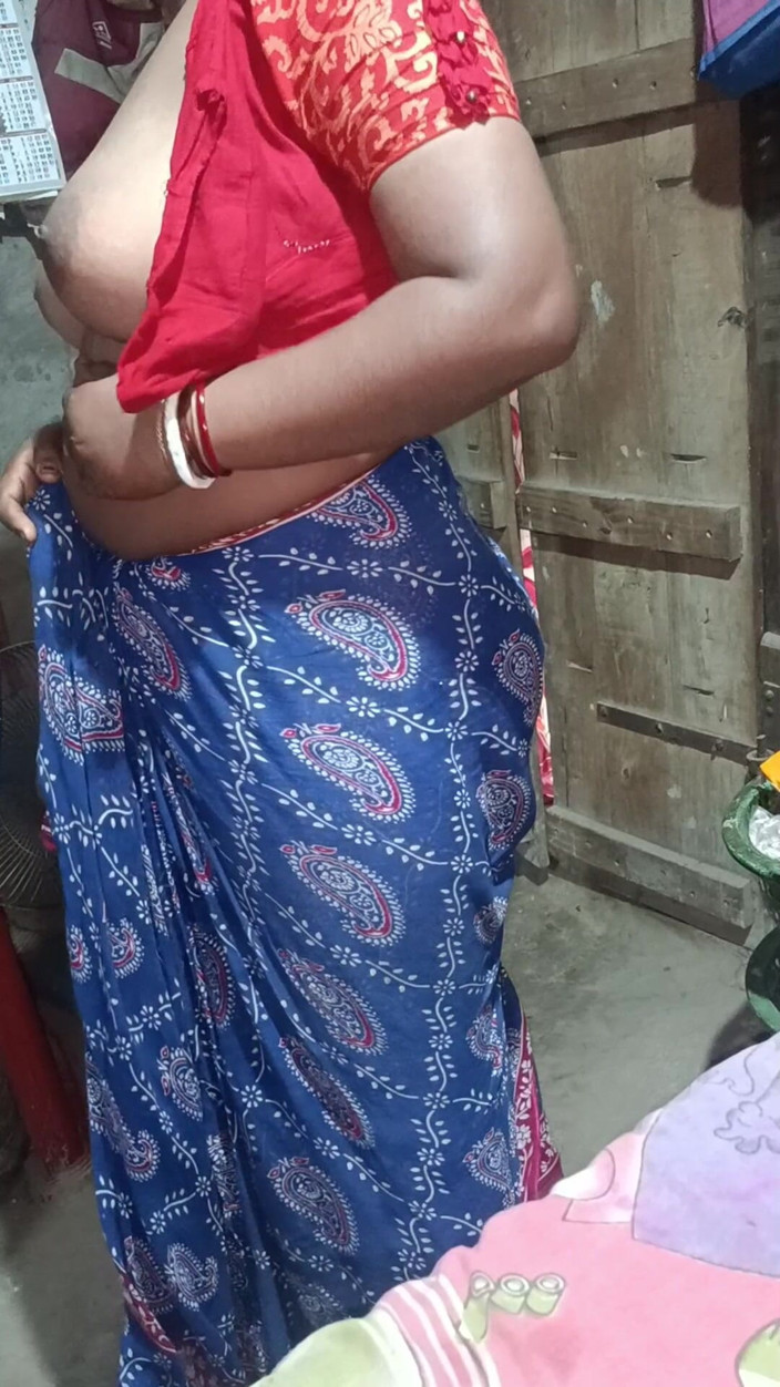 Monika Bhabhi: Le premier rapport sexuel d’une bhabhi indienne