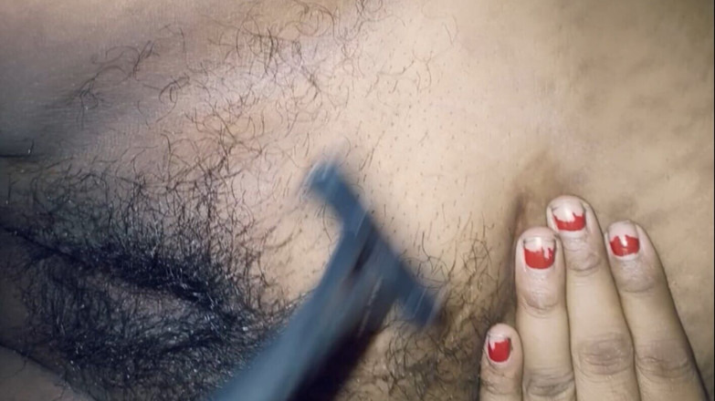 Puja_bhabhi0: Видео с обрезанием киски бхабхи дези