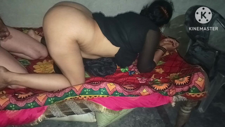 Kavita69: La Moglie Casalinga Indiana Con Culo Grosso Ha Bisogno Di...
