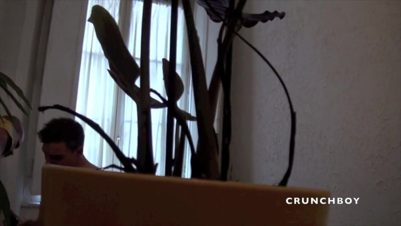 Crunch Boy: LKevin follada por el culo por la estrella porno Delta...