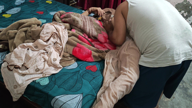 Xyzmastilcing: Saya menjilat pepek bhabhiji hari ini dan meninggalkannya
