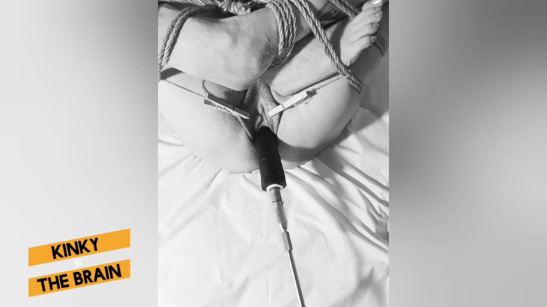 Kinky N the Brain: Shibari kongkek perlahan membuatkan pepek saya meletup