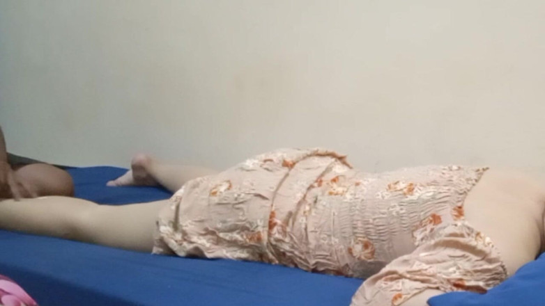 Angelina Pop: Încearcă să nu fii tentat când o masezi pe mama...
