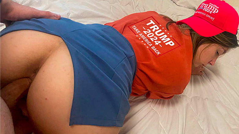 niiikey: 共和党の女の子は勝利を喜び、喜びで友人のペニスに飛び乗った