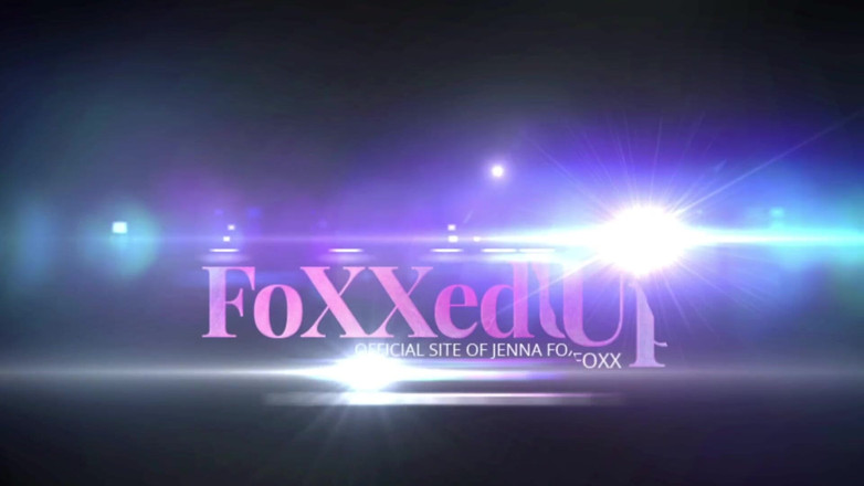 Jenna Foxx: Sexe all girl avec Jenna Foxx, Julia Ann et Kayla...