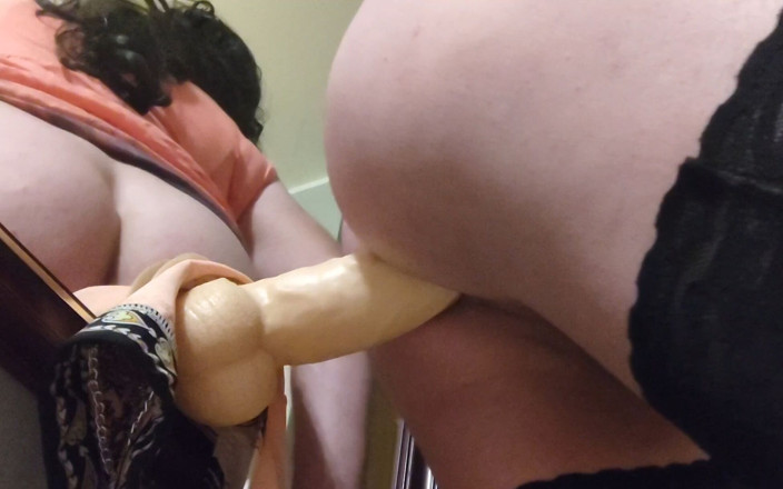 Veronika37vera: Trans Veronica amını ve ağzını eğitiyor.