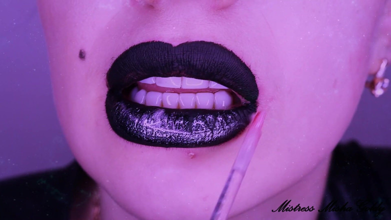 Goddess Misha Goldy: Buzele negre lucioase au controlul total asupra ta! Instrucțiuni de...