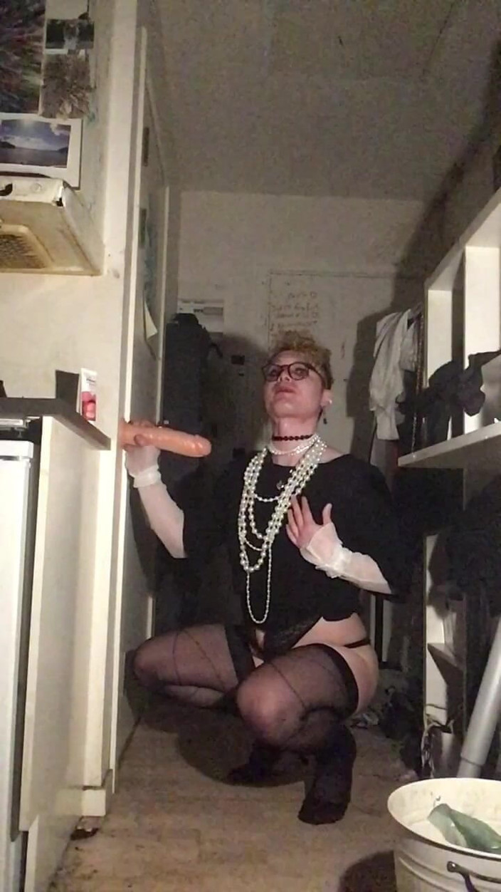 Sissy Cindy Slut: Salope tapette