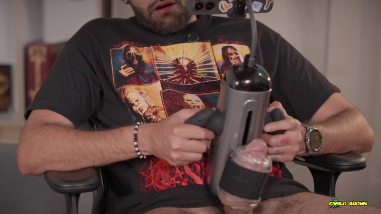 Camilo Brown: Sex Hračka Recenze Handy Stroker od Bad Broskev