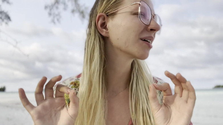 Goddess_Bella_Rae: Cum să fii un sclav la subsol