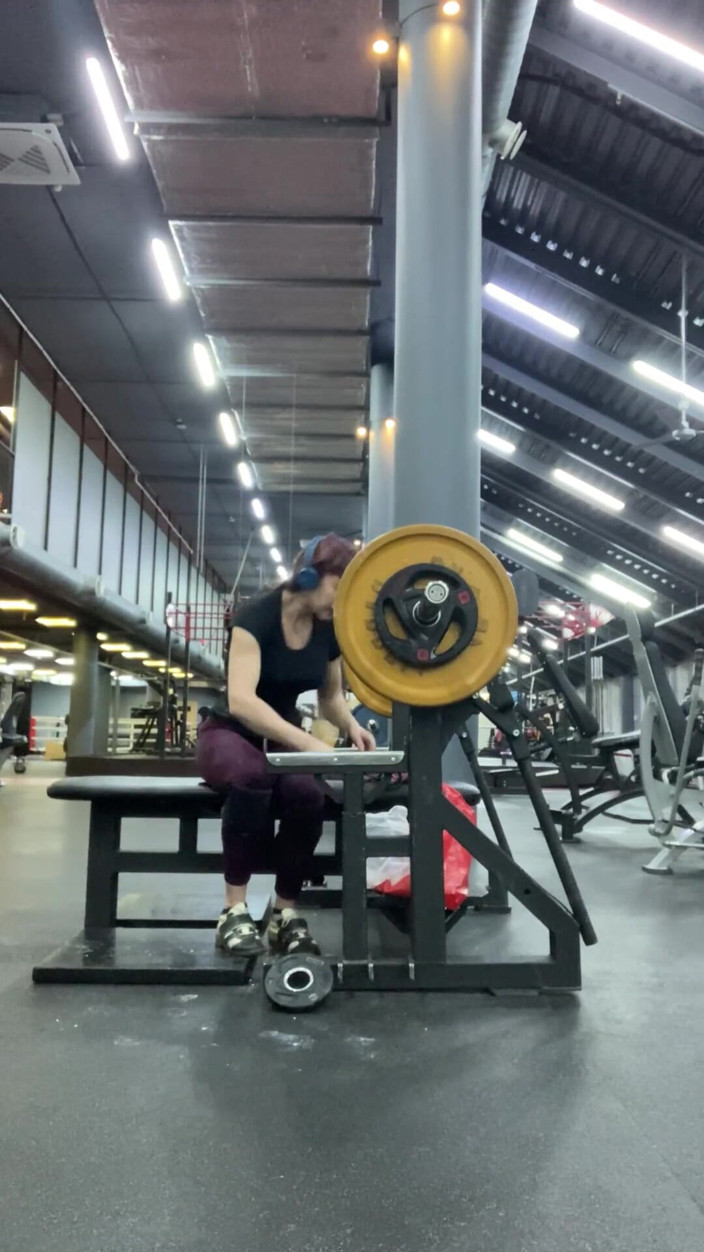 AnnaFit: 私のベンチプレス