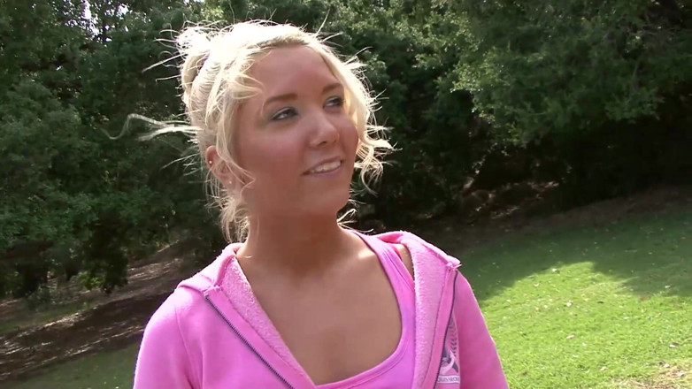 Lesbian Stories: Harte orgasmen für zwei lesbische mädchen
