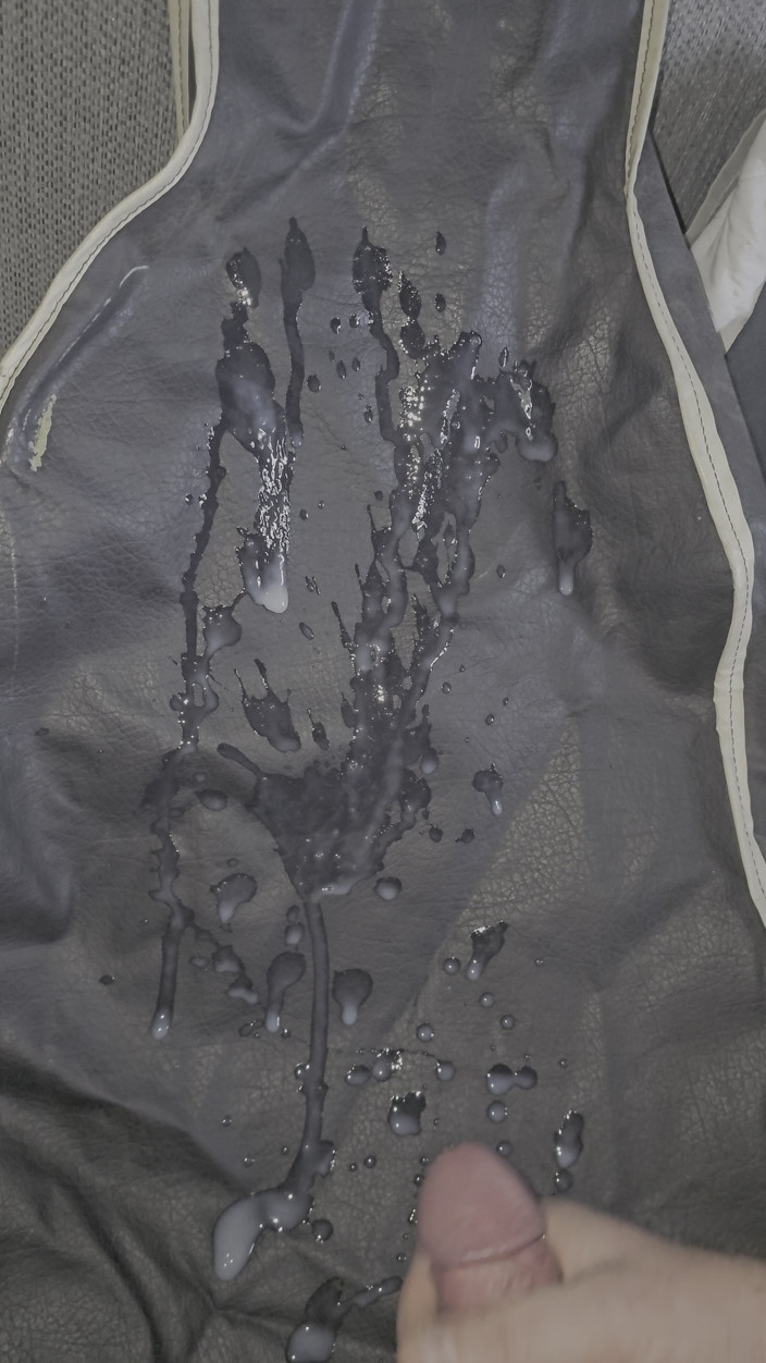 ExLovedMyCumshots: La meilleure éjaculation salissante puissante.