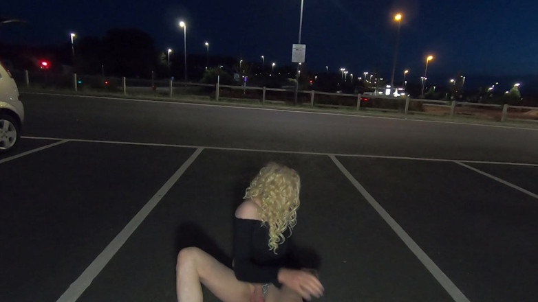 The Midnight Minx: Minxys mitternachts skate