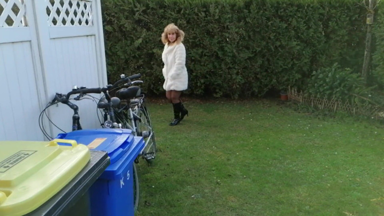 Extrabot: Trop froid pour pipi