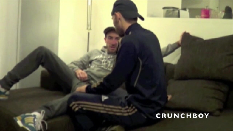 Crunch Boy: Сексуальний справжній французький чувак відтрахав молодого чувака-гея