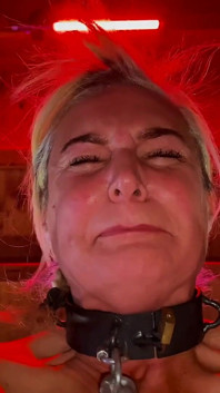 Dominatrix April - Dilema de Flintstones Parte 1