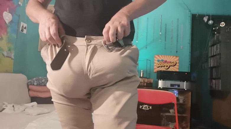 Monster_Meat_: Abaulando no meu novo par de chinos elásticos