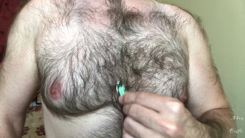 Adam Castle Solo: Un ours devient minuscule en 2 une esclave lécheuse de cheveux