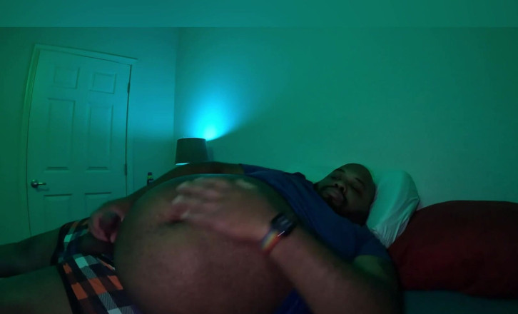 Blkhole420: L'heure du coucher, demi-chug avec inflation lundi. La sortie bonus...
